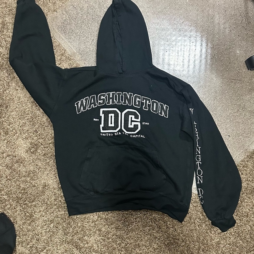 BLACK WASHINGTON DC HOODIE